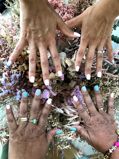 Give Me Five – Salón de uñas (Manicura barcelona)