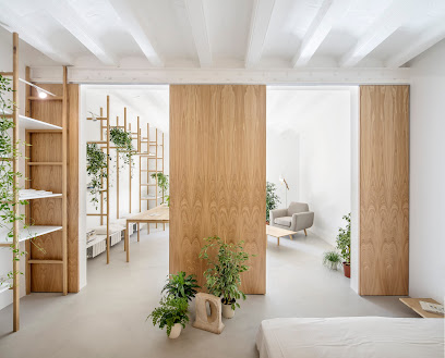 STUDIO ROMAN IZQUIERDO BOULDSTRIDGE