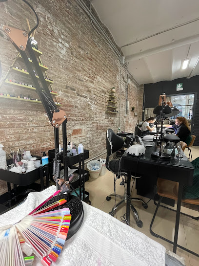 GETNAILED STUDIO – Uñas – Nail art Barcelona