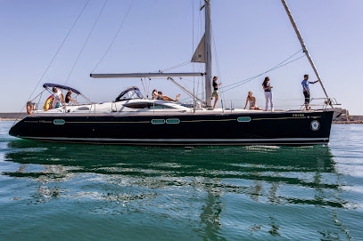 Azul Sailing